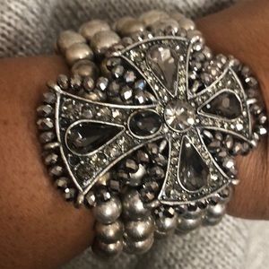 Faux grey pearl bracelet